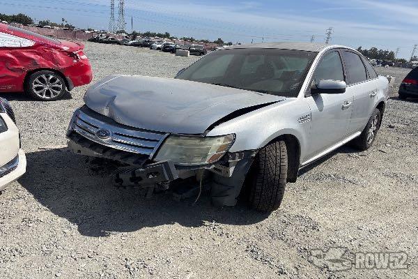 Photo of 2009 Ford Taurus
