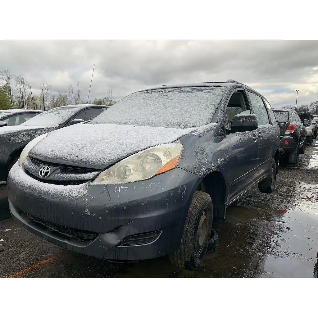 Photo of 2006 Toyota Sienna