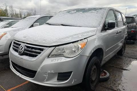 Photo of 2010 Volkswagen Routan