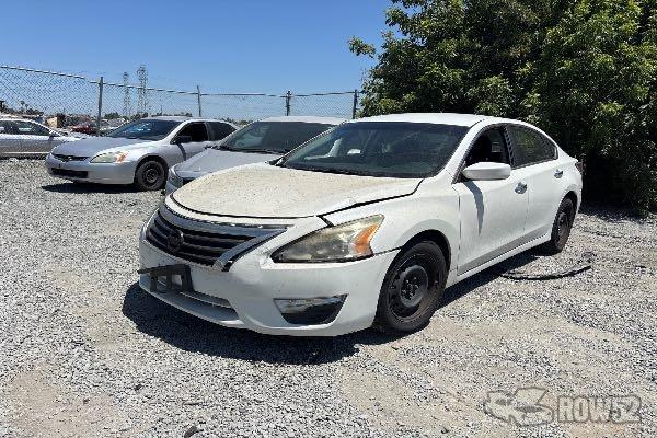 Photo of 2014 Nissan Altima