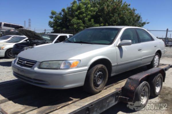 Photo of 2000 Toyota Camry