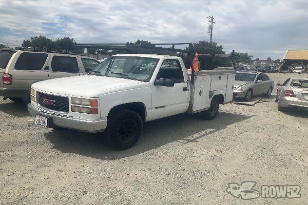 Photo of 2000 GMC Sierra Classic 3500