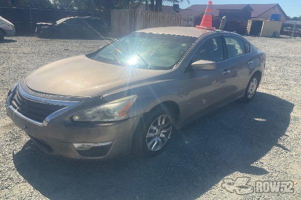 Photo of 2014 Nissan Altima