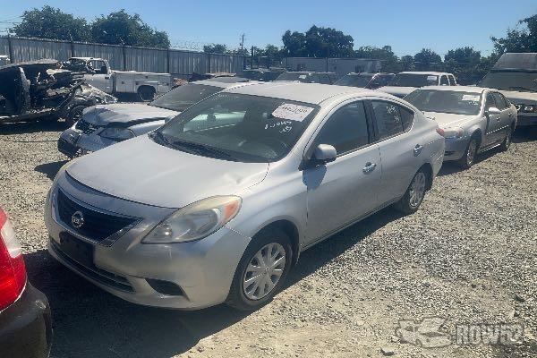 Photo of 2014 Nissan Versa