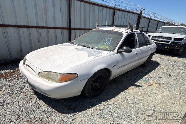 Photo of 1998 Ford Escort