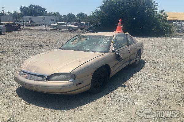 Photo of 1999 Chevrolet Monte Carlo