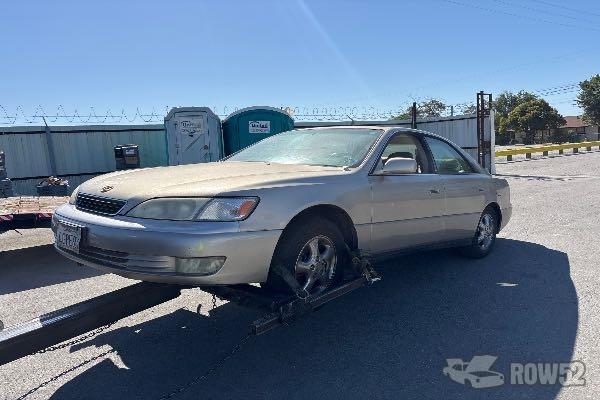 Photo of 1999 Lexus ES 300