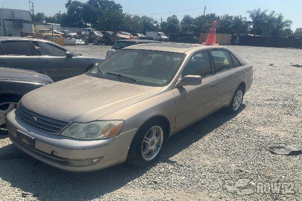 Photo of 2004 Toyota Avalon