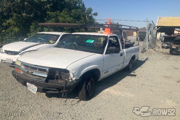 Photo of 2002 Chevrolet S10 Pickup
