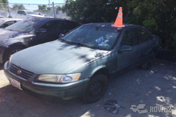 Photo of 1998 Toyota Camry