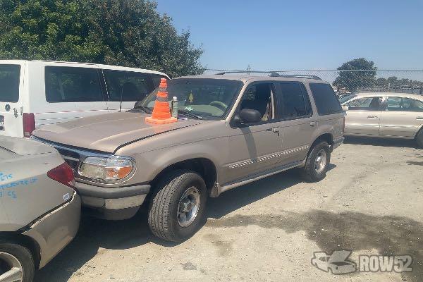 Photo of 1998 Ford Explorer