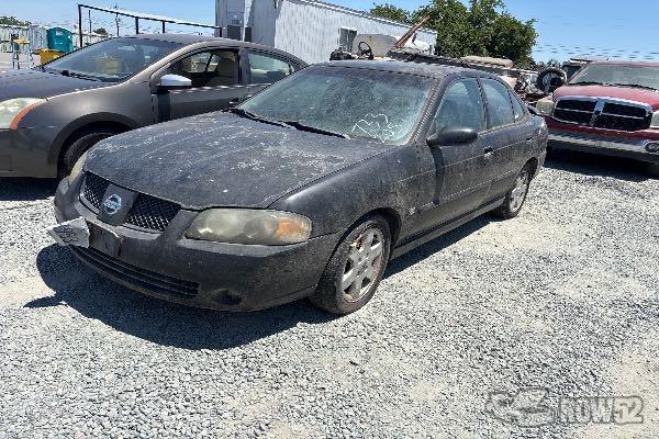 Photo of 2004 Nissan Sentra