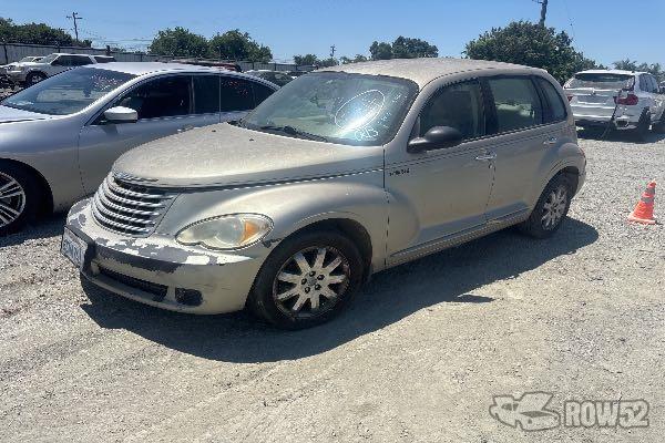 Photo of 2006 Chrysler PT Cruiser