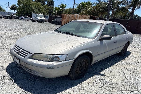 Photo of 1998 Toyota Camry