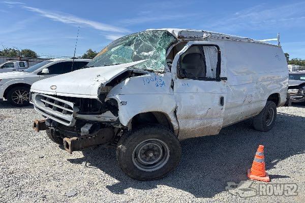 Photo of 2001 Ford Econoline