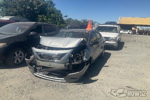 Photo of 2014 Nissan Versa