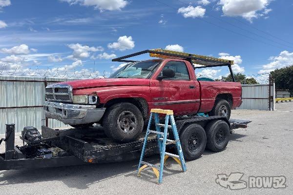 Photo of 2000 Dodge Ram 1500