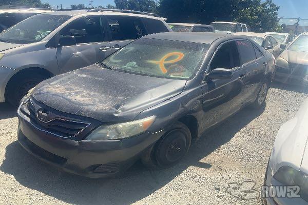 Photo of 2011 Toyota Camry
