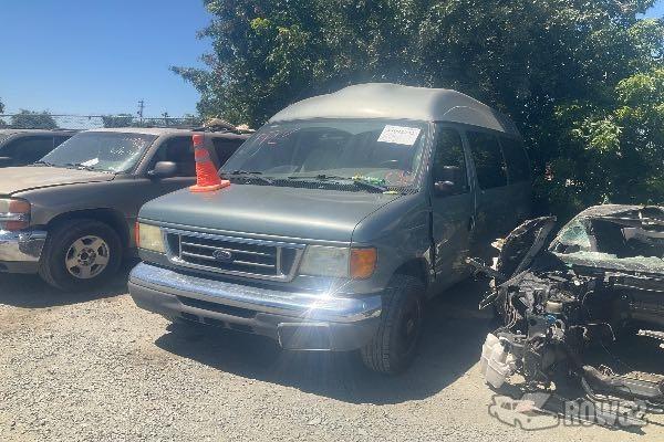 Photo of 2006 Ford Econoline