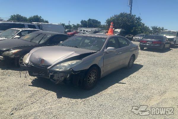 Photo of 2004 Lexus ES 330