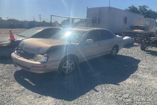 Photo of 1997 Toyota Avalon