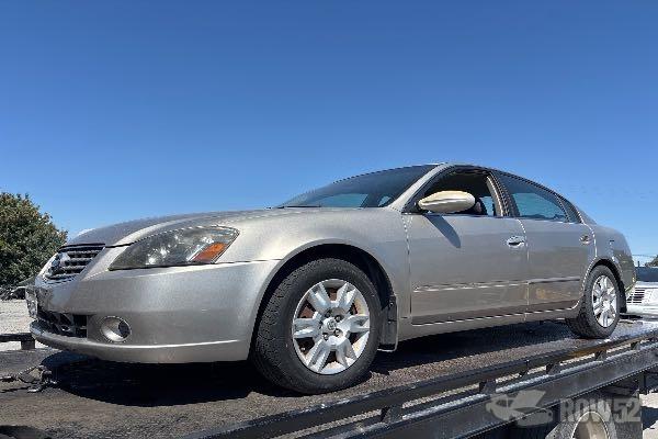 Photo of 2005 Nissan Altima