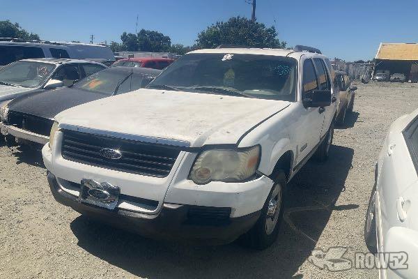Photo of 2006 Ford Explorer
