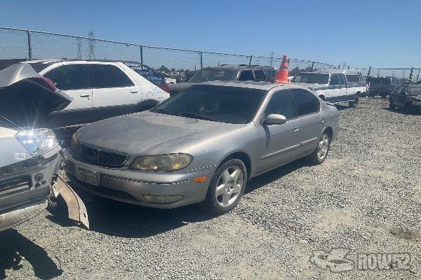 Photo of 2000 Infiniti I30