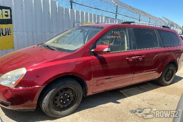 Photo of 2011 Kia Sedona