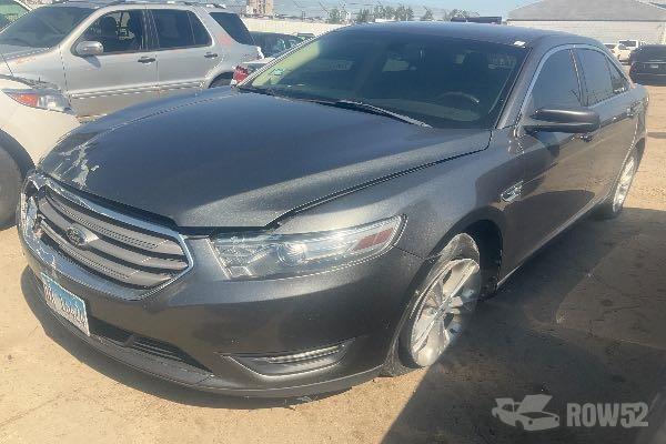 Photo of 2013 Ford Taurus
