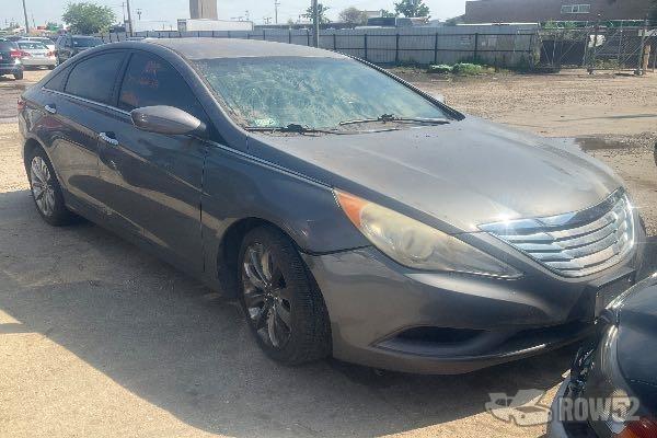 Photo of 2011 Hyundai Sonata