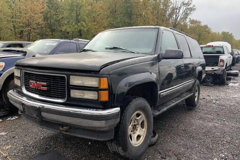 Photo of 1996 Gmc Suburban
