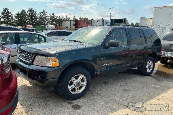 Photo of 2004 Ford Explorer