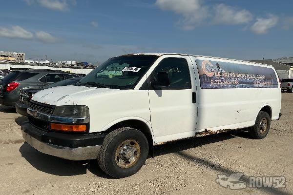 Photo of 2004 Chevrolet Express