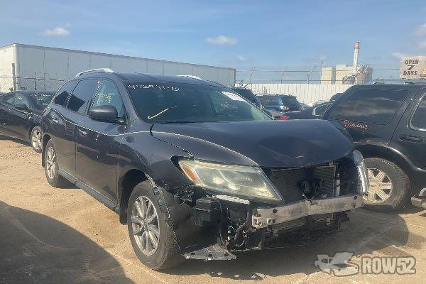 Photo of 2014 Nissan Pathfinder