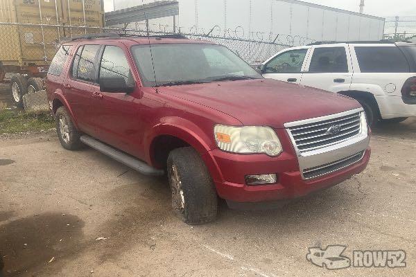 Photo of 2010 Ford Explorer