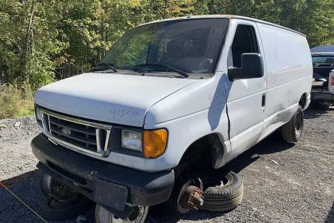 Photo of 2006 Ford Econoline