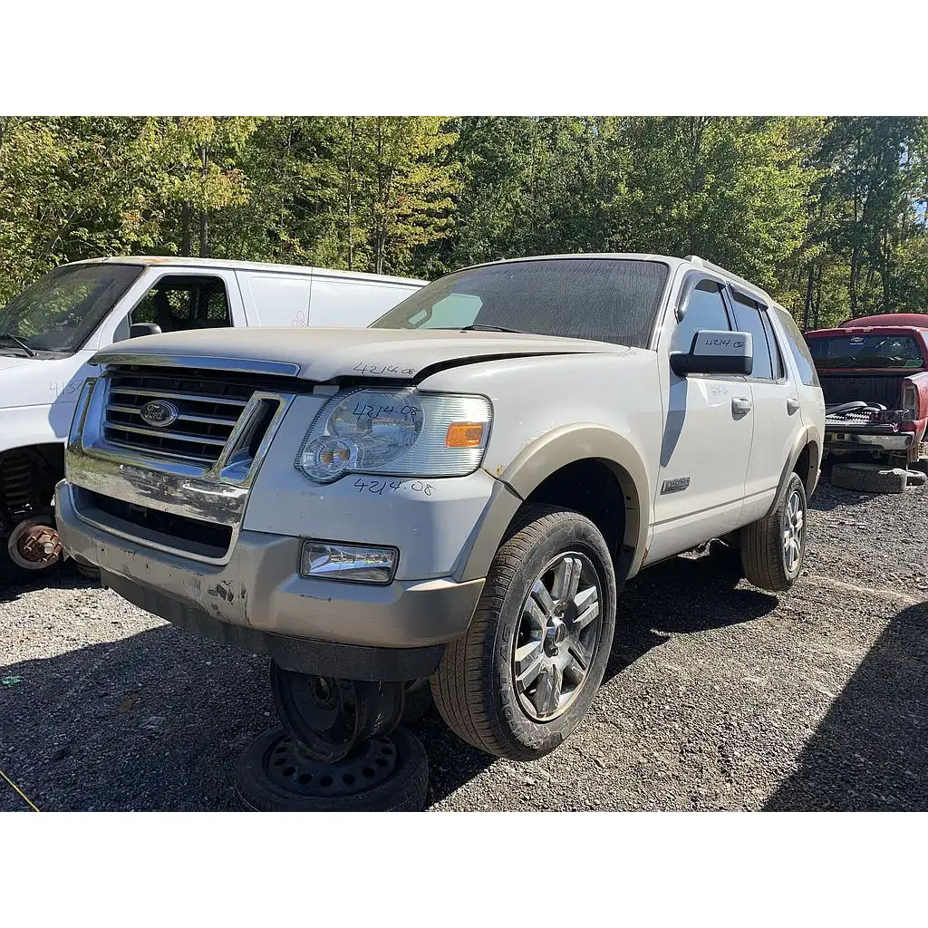 Photo of 2008 Ford Explorer