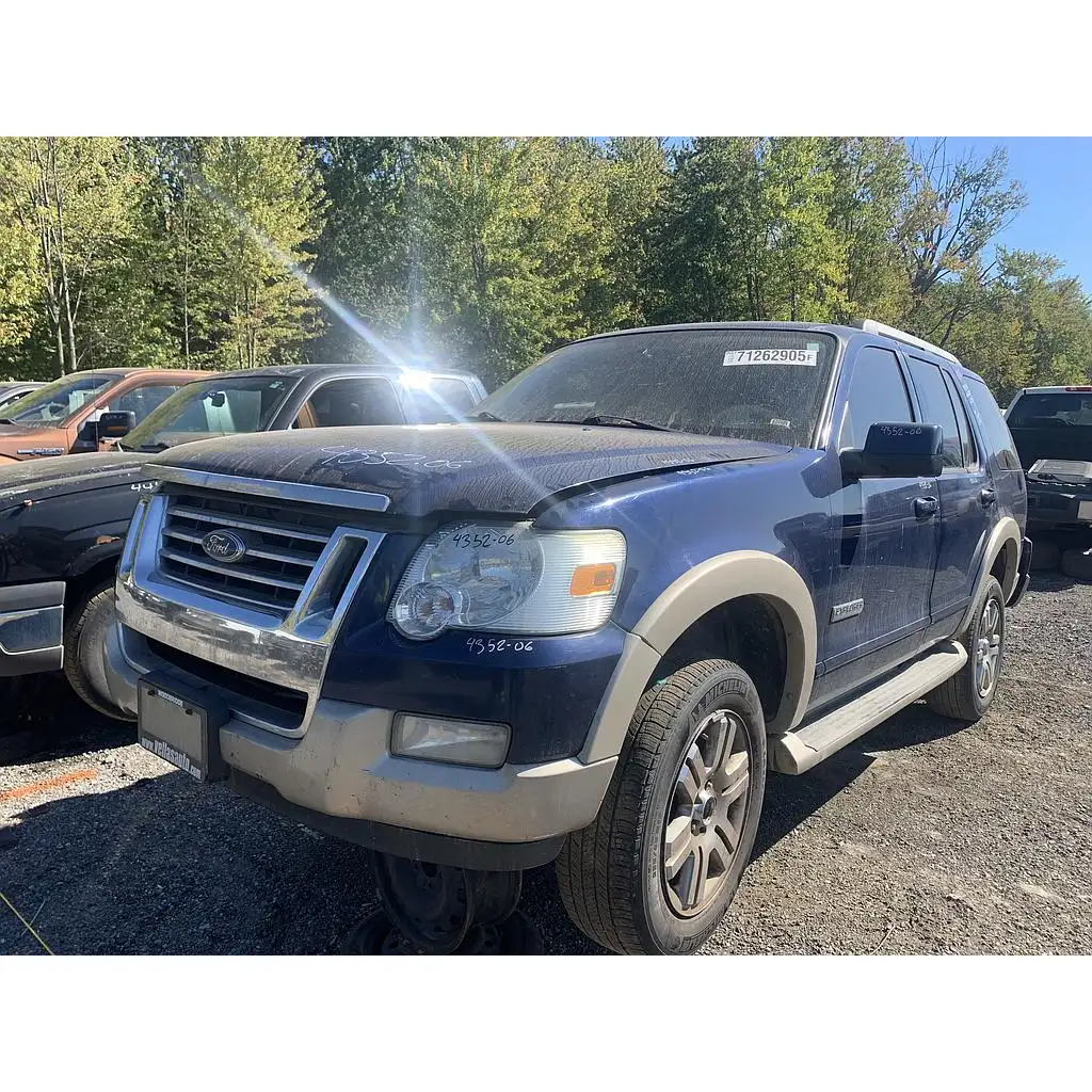 Photo of 2006 Ford Explorer