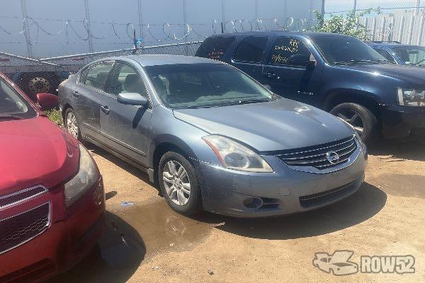 Photo of 2011 Nissan Altima