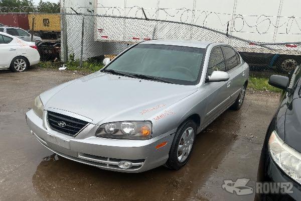 Photo of 2005 Hyundai Elantra