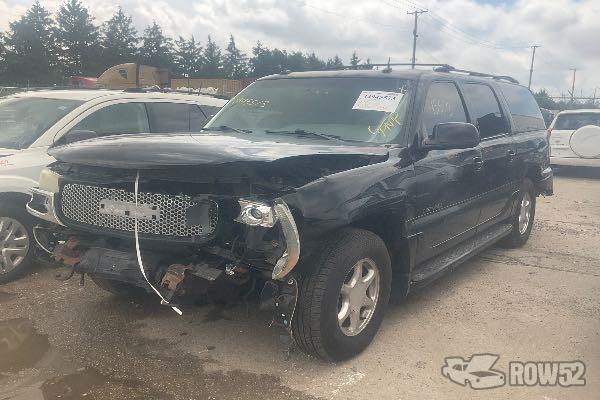 Photo of 2003 GMC Yukon Denali