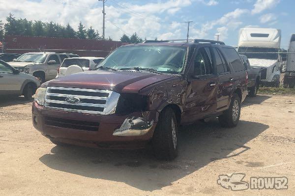 Photo of 2011 Ford Expedition