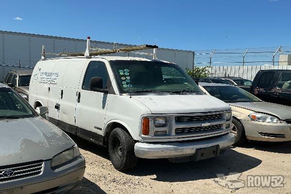 Photo of 2000 Chevrolet Express