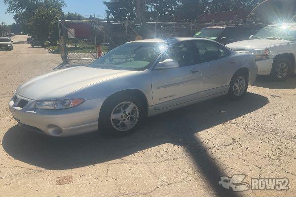 Photo of 2001 Pontiac Grand Prix