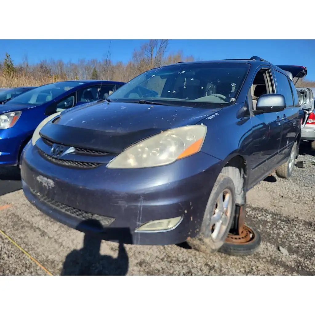 Photo of 2007 Toyota Sienna