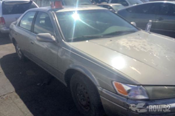 Photo of 1998 Toyota Camry