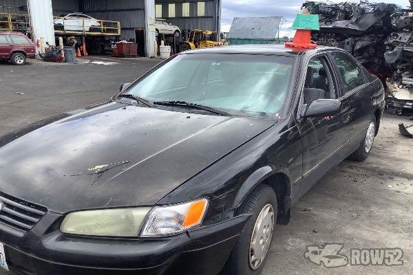 Photo of 1998 Toyota Camry