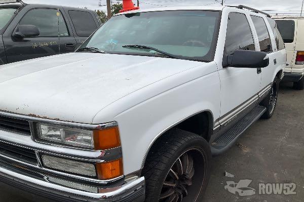 Photo of 1999 Chevrolet Tahoe
