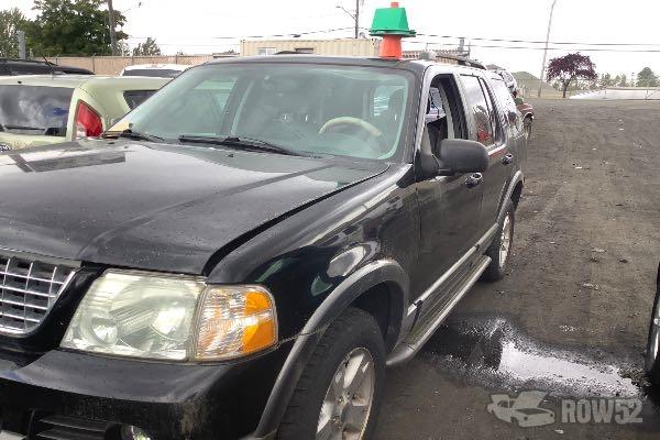 Photo of 2003 Ford Explorer